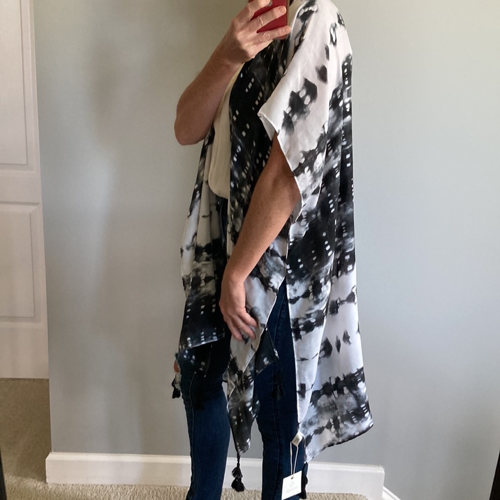 Tie Dye Print Boho Kimono - Picture 7 of 9